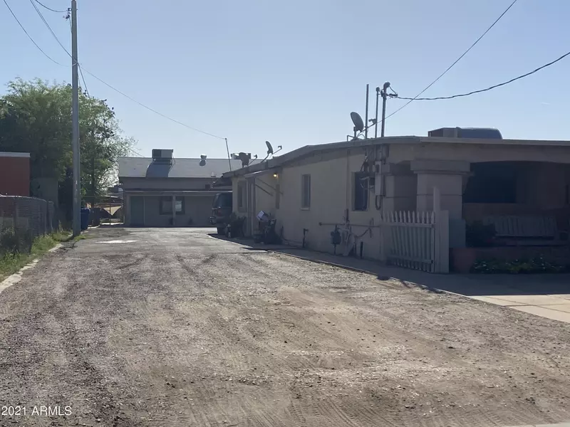 231 S 1ST Street, Avondale, AZ 85323