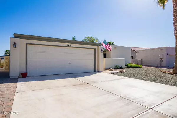 9229 E PARKSIDE Drive, Sun Lakes, AZ 85248