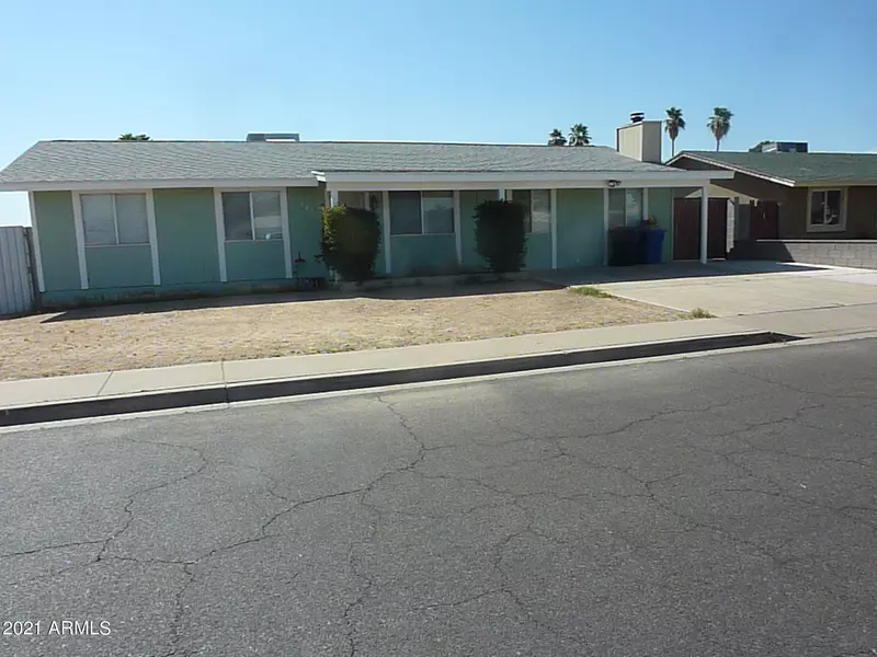 302 N 26 Street, Mesa, AZ 85213