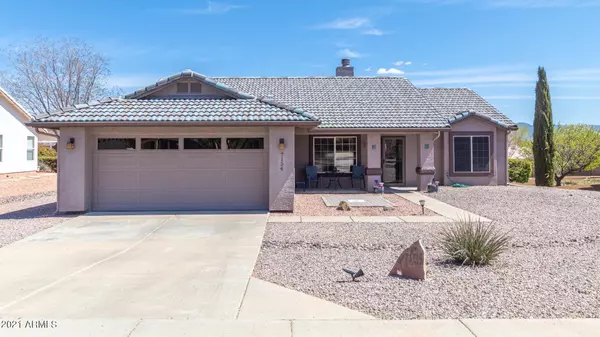 7154 E PINNACLE PASS Loop, Prescott Valley, AZ 86315