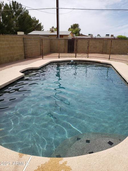 673 N SUNLAND Drive, Chandler, AZ 85225