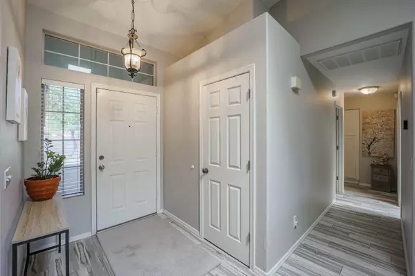 Glendale, AZ 85303,7559 W SAN JUAN Avenue