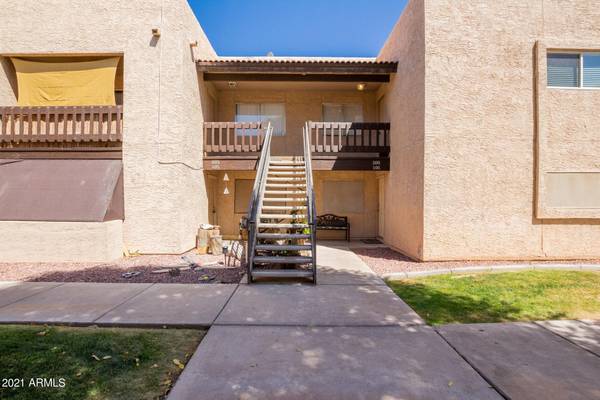 Mesa, AZ 85203,520 N STAPLEY Drive #206