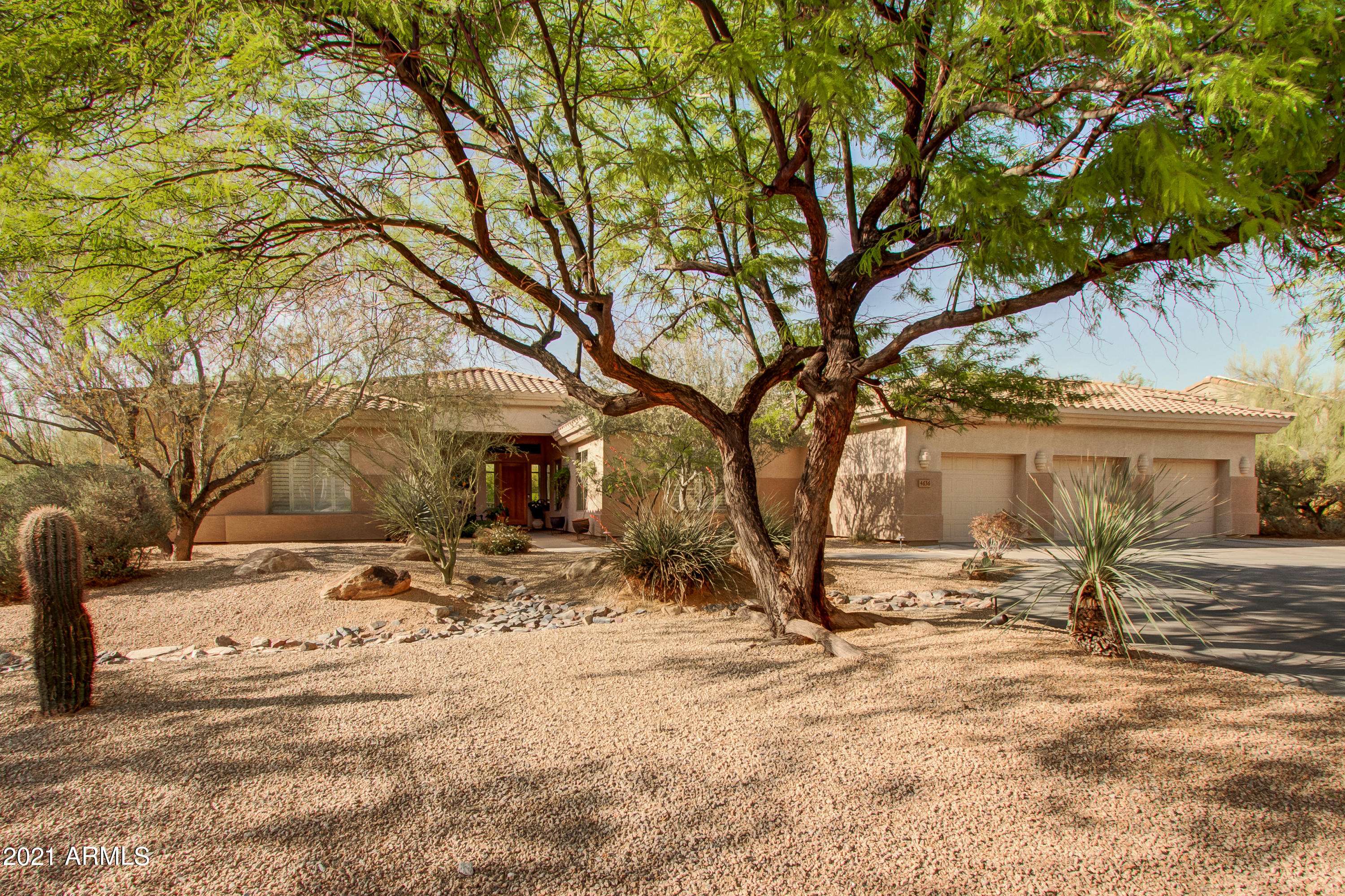 4636 E CHAPAROSA Way, Cave Creek, AZ 85331