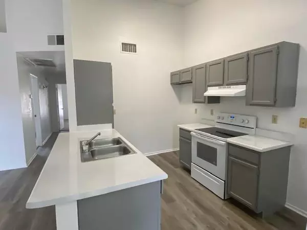 Glendale, AZ 85302,5236 W PEORIA Avenue #228