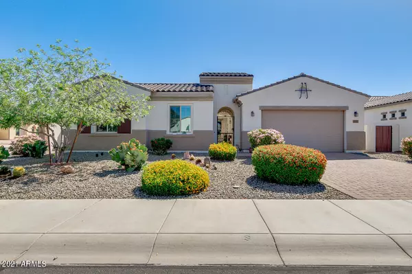 5277 S LOBACK Lane, Gilbert, AZ 85298