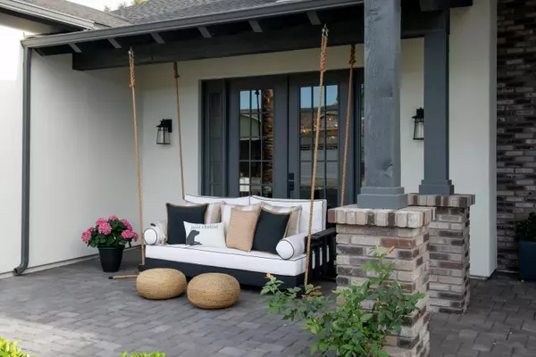 Phoenix, AZ 85018,3739 E HAZELWOOD Street