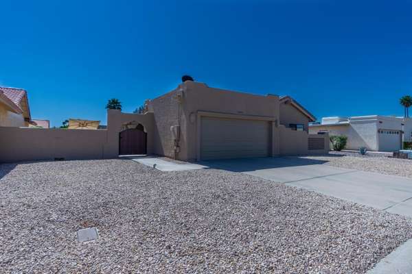 Sun Lakes, AZ 85248,26413 S BEECH CREEK Drive