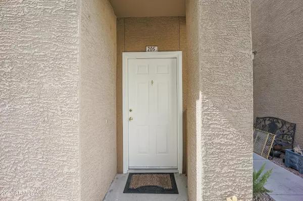 Mesa, AZ 85203,1335 E JUNE Street #205