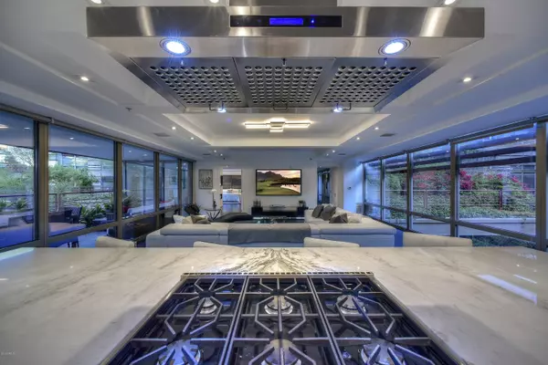 Scottsdale, AZ 85251,7167 E RANCHO VISTA Drive #3014