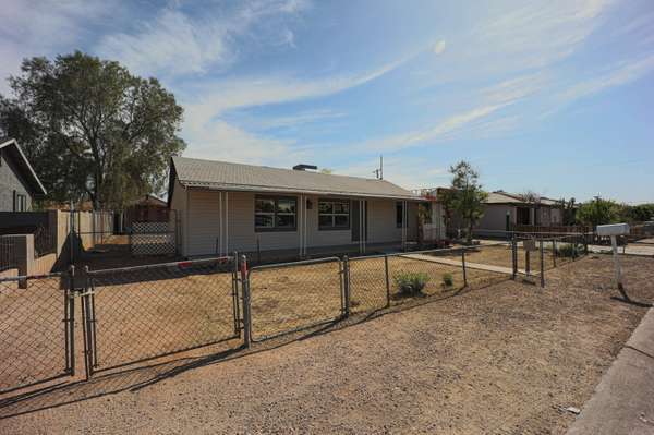 Phoenix, AZ 85041,619 W CHIPMAN Road