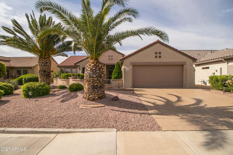 15725 W AUTUMN SAGE Drive, Surprise, AZ 85374