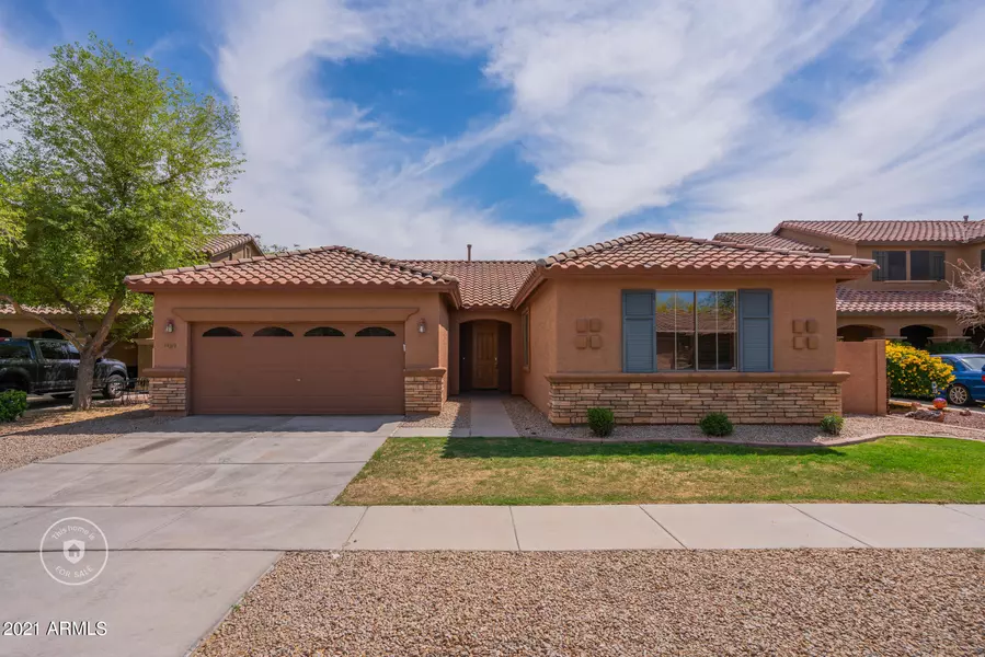 14573 W SHAW BUTTE Drive, Surprise, AZ 85379