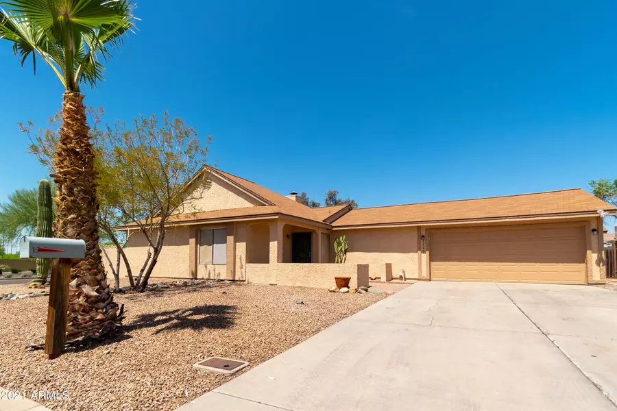 2240 W MOHAWK Lane, Phoenix, AZ 85027