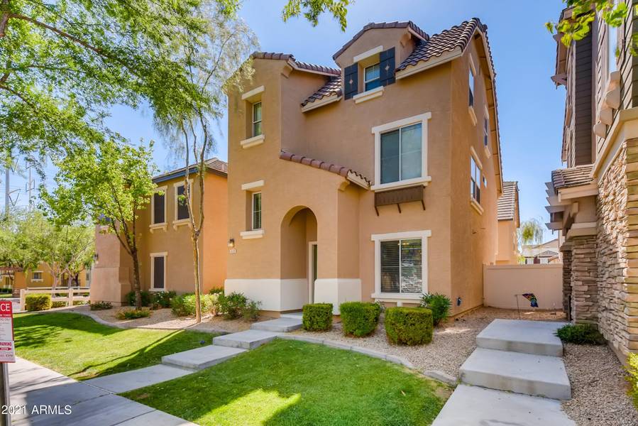 449 N ALDER Court, Gilbert, AZ 85233