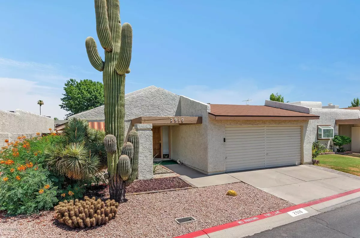 Phoenix, AZ 85029,2910 W ALTADENA Avenue