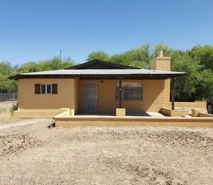 331 W CENTER Street, Wickenburg, AZ 85390