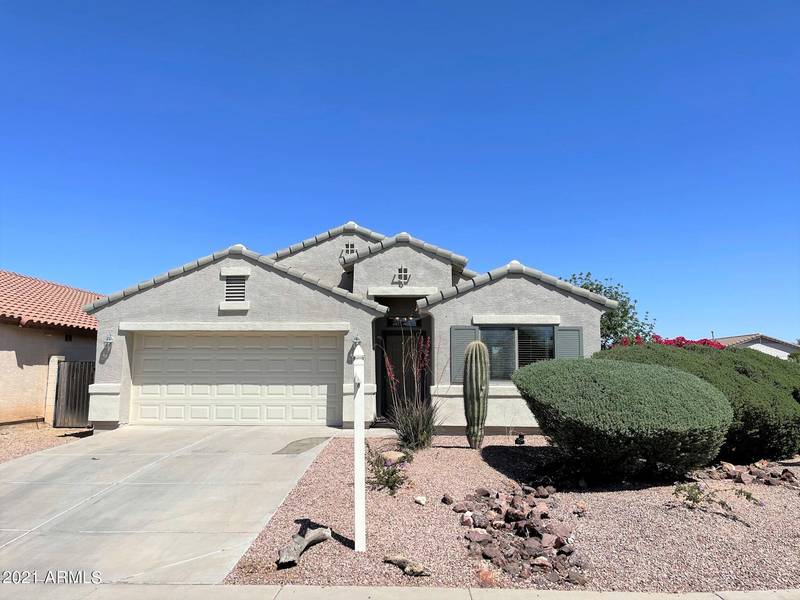 37913 N RUSTY Lane, San Tan Valley, AZ 85140