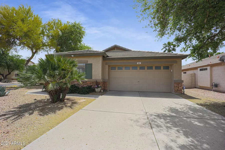 1861 E OAKLAND Street, Gilbert, AZ 85295