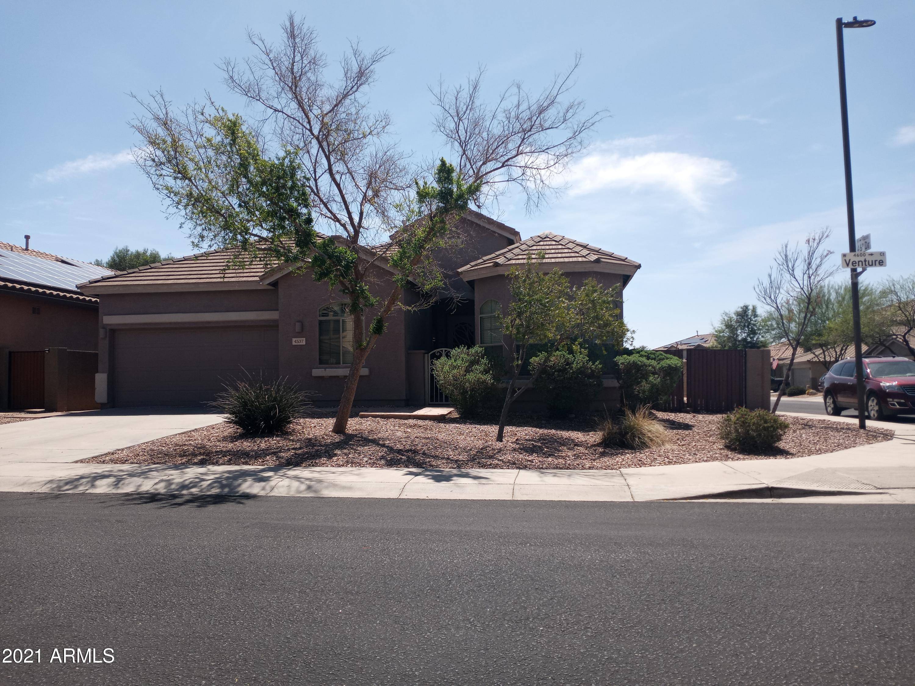 Phoenix, AZ 85086,4537 W VENTURE Court