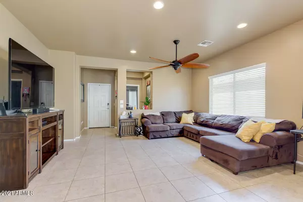 Waddell, AZ 85355,17955 W LAWRENCE Lane