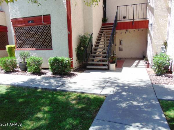 Phoenix, AZ 85008,4211 E PALM Lane #117