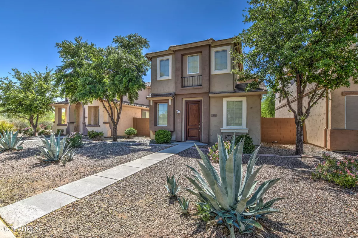 Mesa, AZ 85209,10320 E ISLETA Avenue