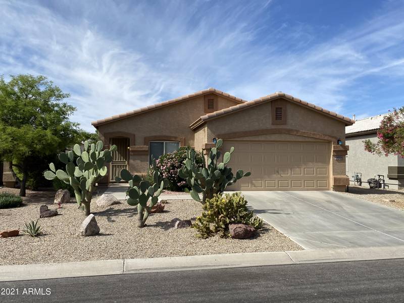 1071 E CANYON Trail, San Tan Valley, AZ 85143