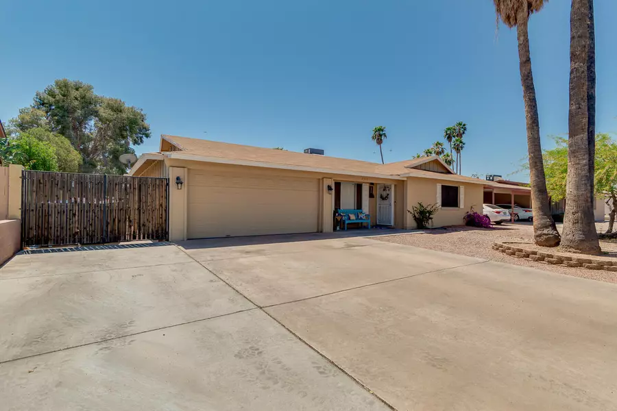 2313 W CATALINA Avenue, Mesa, AZ 85202