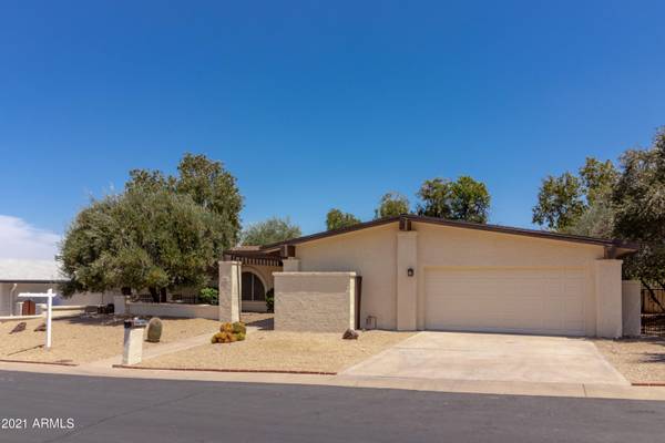 9047 N ARROYA VISTA Drive, Phoenix, AZ 85028