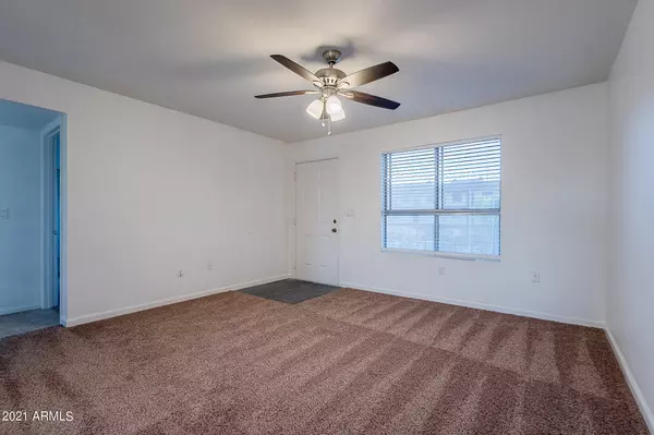 Mesa, AZ 85210,461 W HOLMES Avenue #226