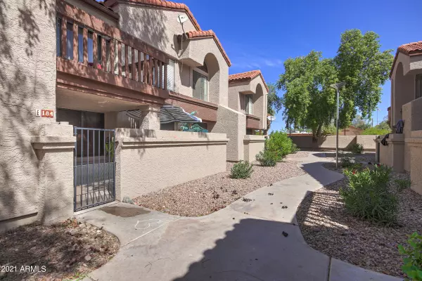 839 S WESTWOOD -- #184, Mesa, AZ 85210