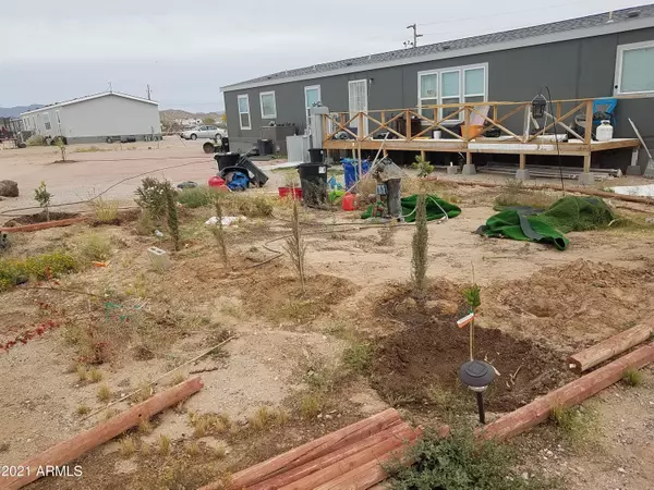 13829 S AIRPORT Road, Buckeye, AZ 85326