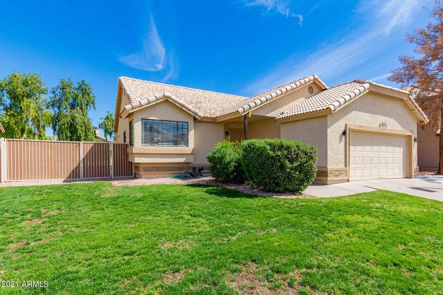 814 W SAN MATEO Drive, Gilbert, AZ 85233