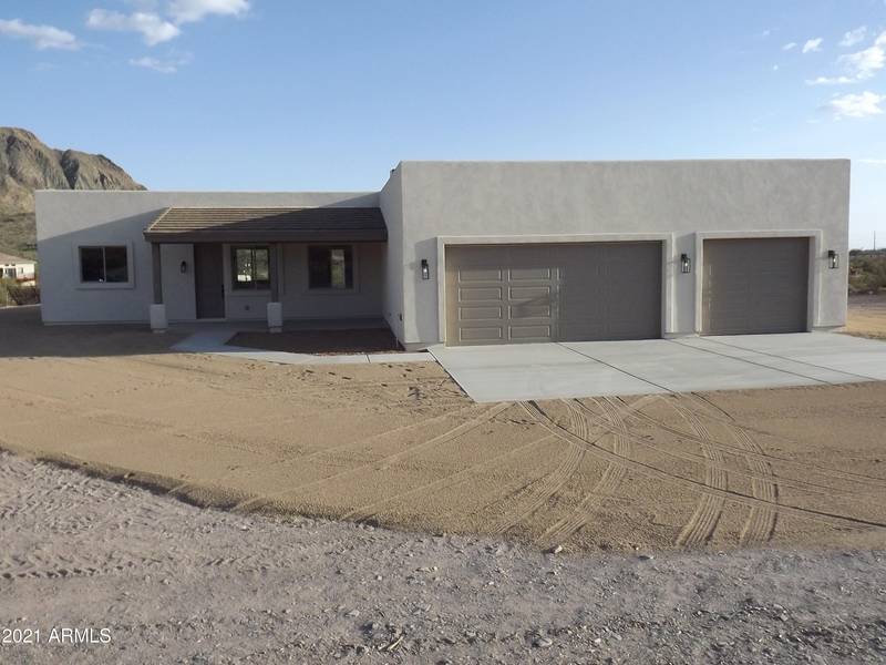 48134 N COYOTE PASS Road, New River, AZ 85087