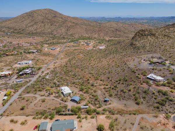 New River, AZ 85087,42624 N 16TH Street