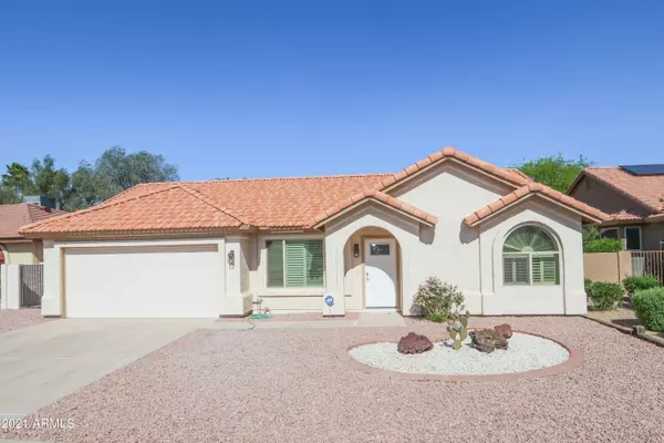 26426 S EASTLAKE Drive, Sun Lakes, AZ 85248