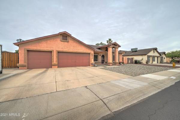 10936 W LAWRENCE Lane, Peoria, AZ 85345