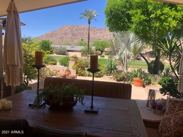 Paradise Valley, AZ 85253,5635 E Lincoln Drive #44