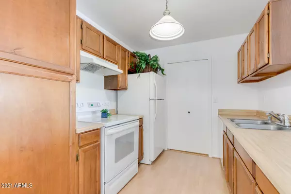 Mesa, AZ 85210,1942 S EMERSON -- #246