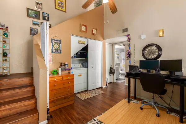 4730 W NORTHERN Avenue #1120, Glendale, AZ 85301