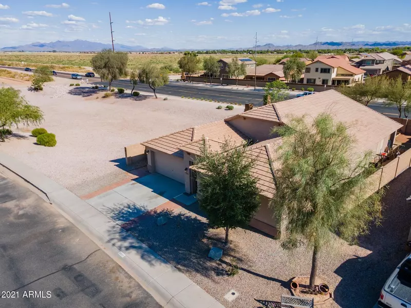 25537 W PRIMROSE Lane, Buckeye, AZ 85326