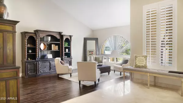 Scottsdale, AZ 85258,9725 E MISSION Lane