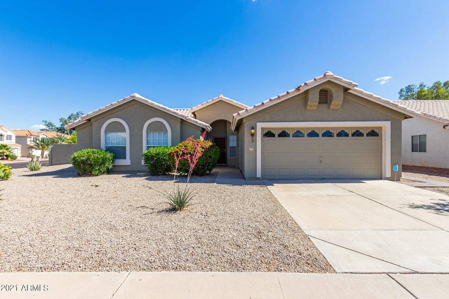 7703 W WAHALLA Lane, Glendale, AZ 85308