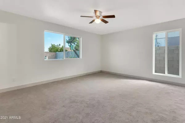 Glendale, AZ 85304,4624 W SAGUARO Drive