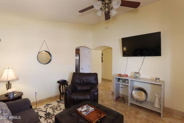 Coolidge, AZ 85128,212 S 15TH Street