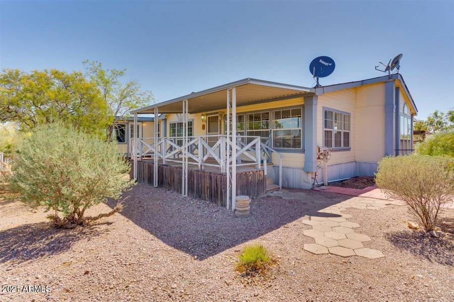 200 S WICKIUP Road, Apache Junction, AZ 85119