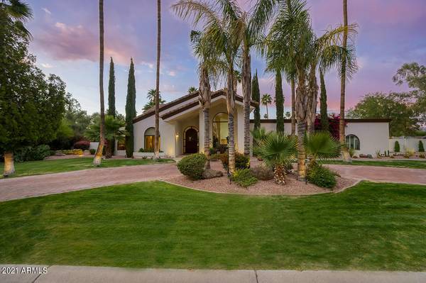 Scottsdale, AZ 85260,8260 E SUTTON Drive