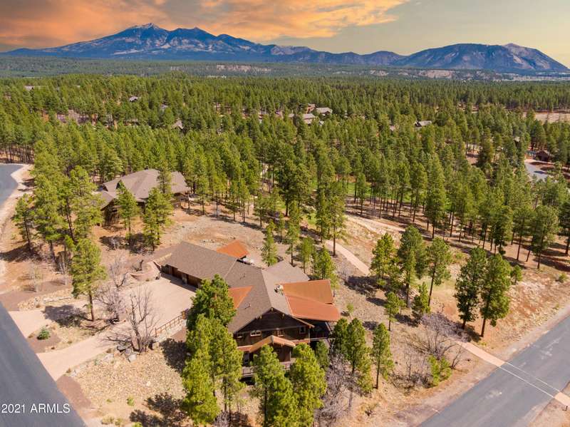 4500 S SADDLE HORN Drive, Flagstaff, AZ 86005