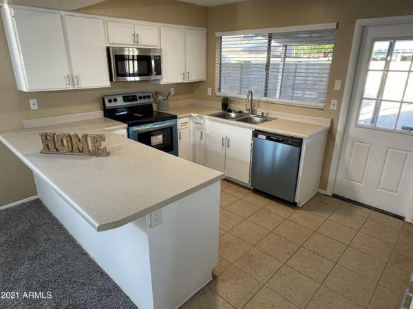 Mesa, AZ 85202,3047 S PENNINGTON --